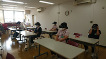 VR認知症体験研修を行いました。02